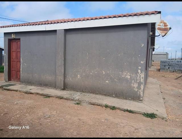 2 BEDROOM HOUSE FOR SALE IN BOTLENG EXT 4